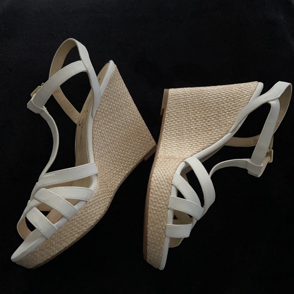 Jessica Simpson sandals - Picture 2 of 4